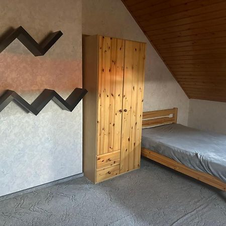 布达佩斯苹果酒店 Βουδαπέστη Εξωτερικό φωτογραφία