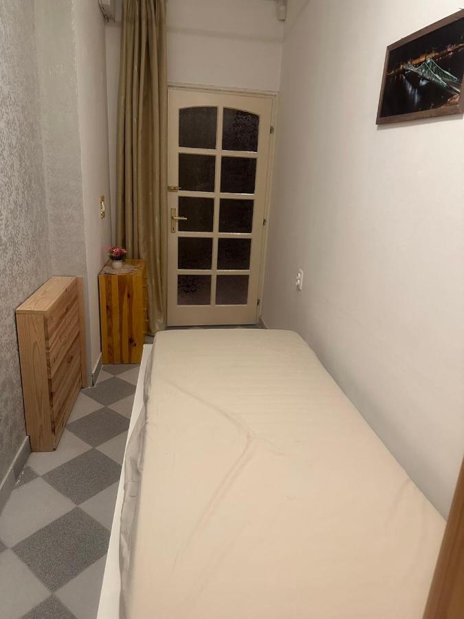 布达佩斯苹果酒店 Βουδαπέστη Εξωτερικό φωτογραφία