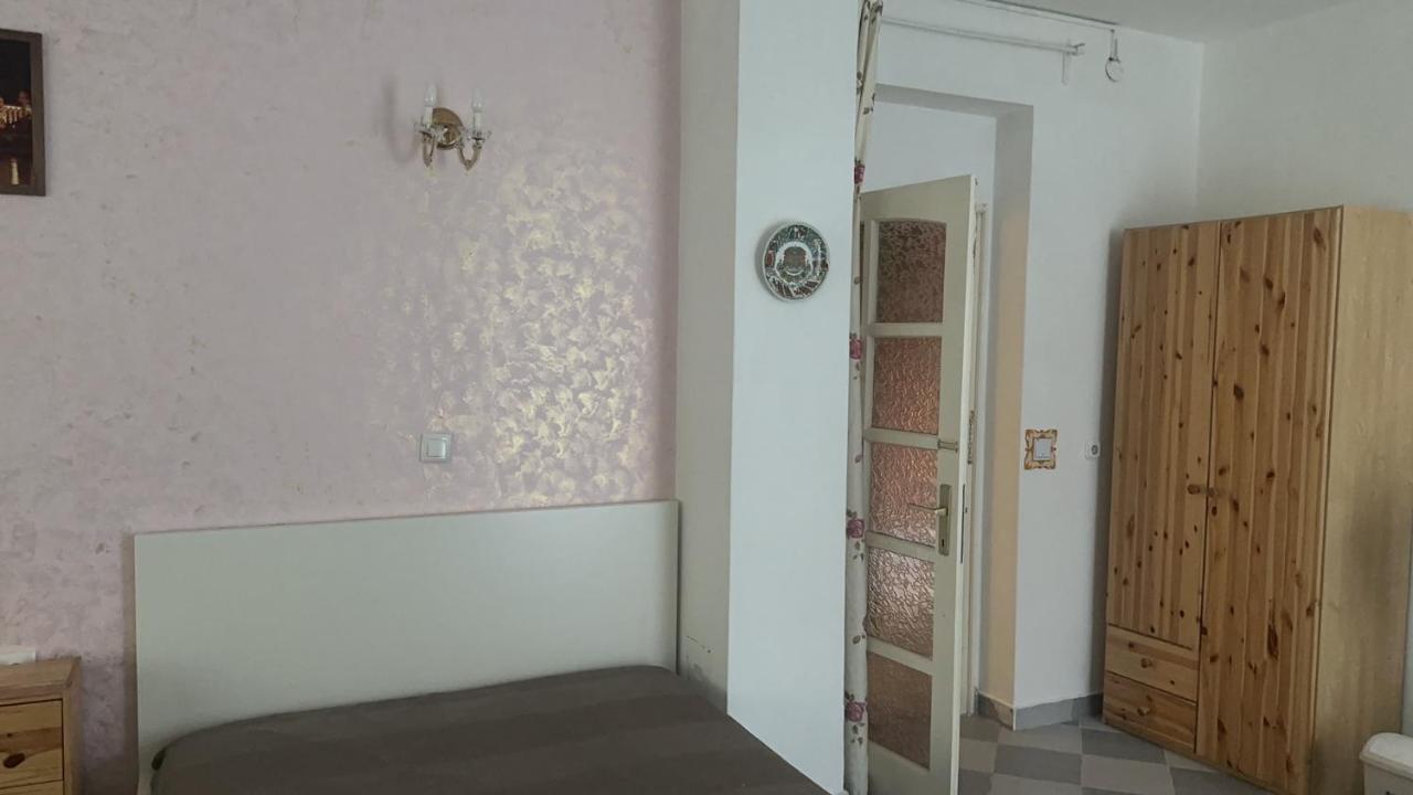 布达佩斯苹果酒店 Βουδαπέστη Εξωτερικό φωτογραφία